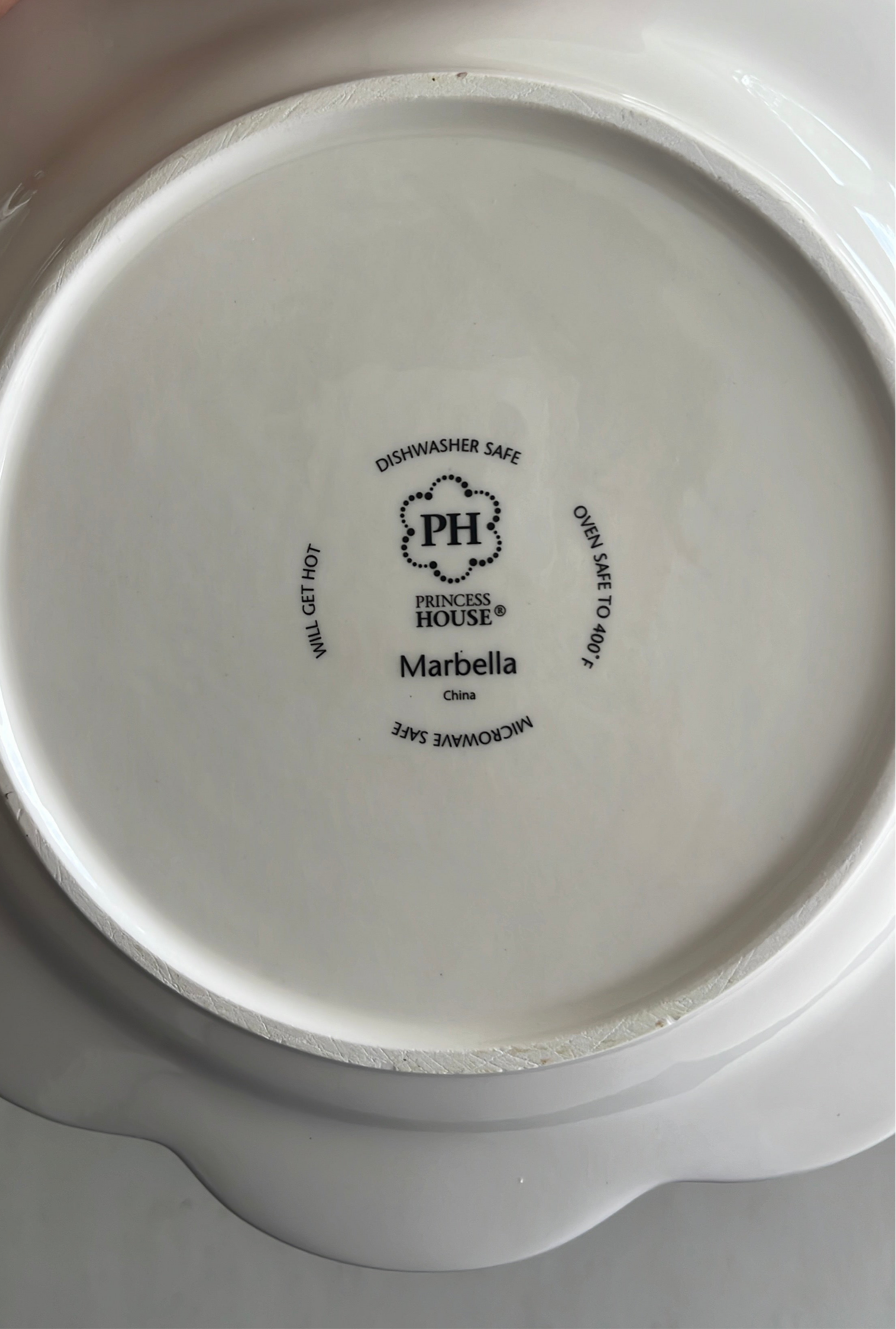 Marbella Holiday Dinner Plates