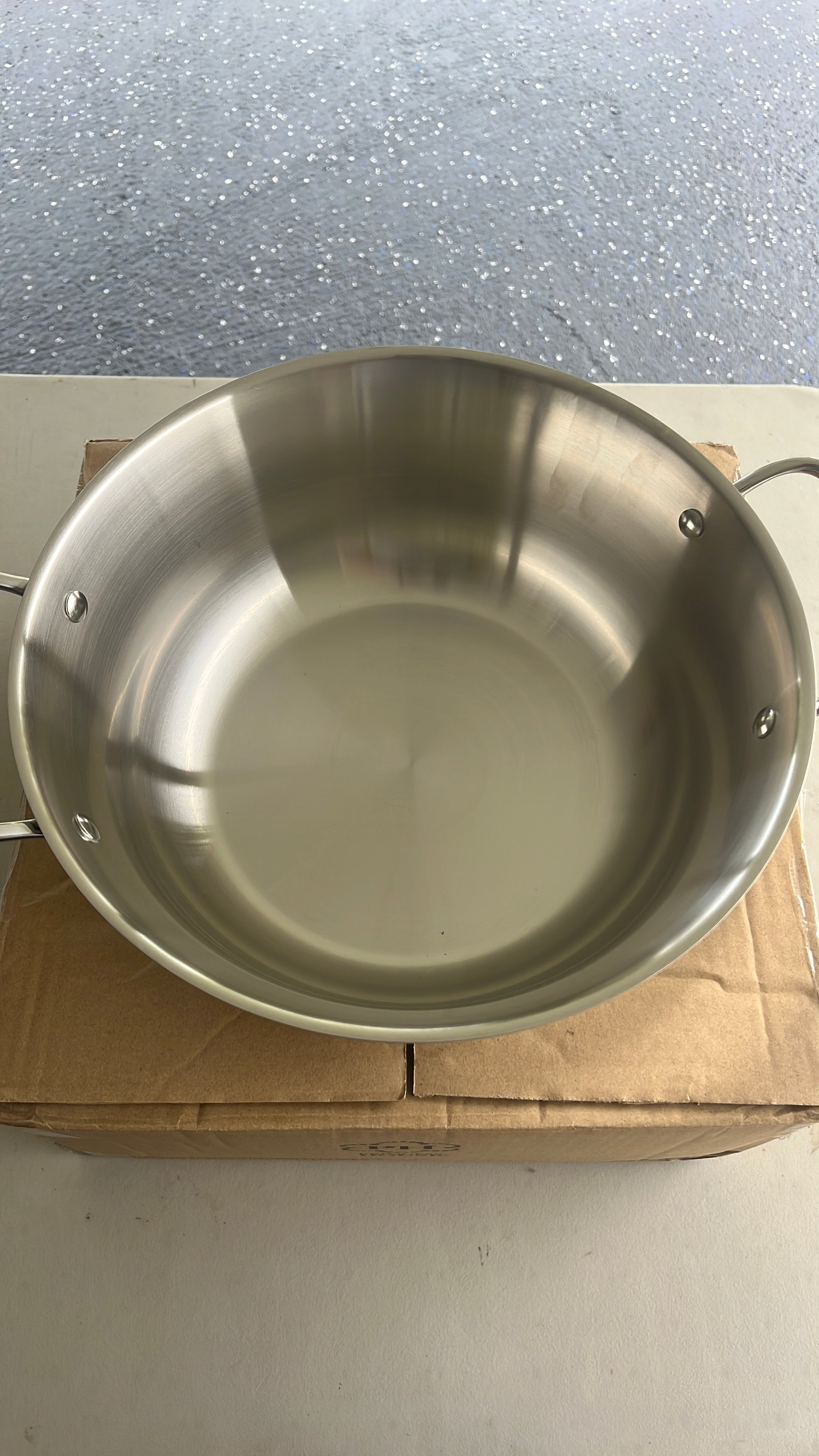 Tri-Ply Stainless Steel 6 qt Dutch Oven